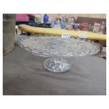 GLASS PEDASTAL CAKE STAND