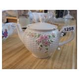 1985 TELEFLORA TEAPOT