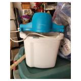 KITCHEN LIVING ICE CREAM MAKER