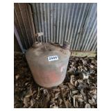 VINTAGE METAL GAS CAN