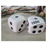 CERAMIC DICE DECOR