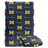 Michigan Wolverines Collegiate Logo Pattern