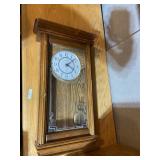 Sunbeam quartz pendulum clock