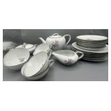 Noritake Rosales Dessert Set