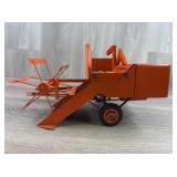 Allis-Chalmers Pull Type Combine, 1/16, Custom