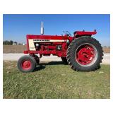 Farmall 656, Diesel, WF, showing 7,812 hours