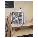 2 Box Fans