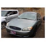 07 Ford Taurus 