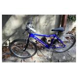 MONGOOSE MOUNTAIN BIKE