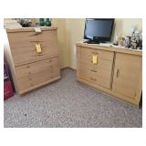 BLONDE DRESSER & CHEST OF DRAWERS