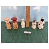 2vAunt Jemima Pepper shakers , wooden salt N Peppe