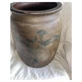 EARLY CROCK WITH EAGLE & CREST (4? GALLON)