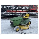 John Deere LX 277 Riding Mower