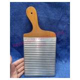 Antique little Hand-E Washboard 5.5x12