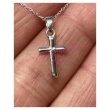 Sterling silver cross pendant necklace (1.1g)