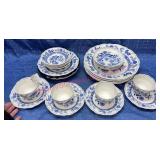 24pc Hutschenreuther Bavaria Germany BlueOnion set