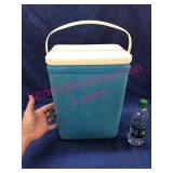 vintage blue cooler (vertical petite)