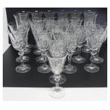 ASSTD STAR CUT CRYSTAL LIQUEUR GLASSES