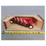 1/16 IH 4 Bottom Plow