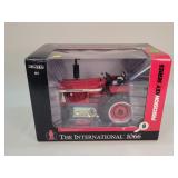 1/16 International 1066 Tractor