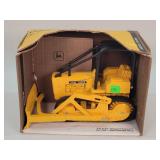 1/16 John Deere Crawler in Box