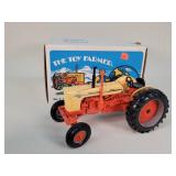 1/16 Case 800 Diesel Tractor