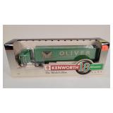 1/64 Oliver Kenworth Semi