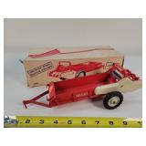 Tru Scale Manure Spreader in Box