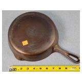 Griswold No. 6 Cast Iron Skillet