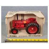 1/16 McCormick W9 Tractor