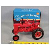 1/16 Farmall Super MTA WF Tractor