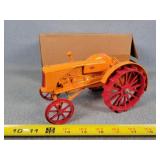 1/16 MM UTS Wide Front Tractor