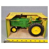 1/16 John Deere Tractor in Box