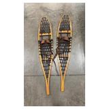 VINTAGE TUBBS 8X40 SNOWSHOES WALLINGFORD, VT