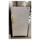 KENMORE FREEZER 28" X 26.5" X 54.5"