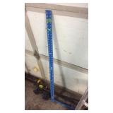 BLUE DRYWALL SQUARE & 2 QUICK CLAMPS