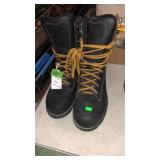 NEW PR OF DANNER DRY WATERPROOF ALUMINUM TOE BOOTS