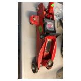 RED 2 TON FLOOR JACK **NO HANDLE**