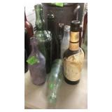 GROUP OF ANTIQUE BOTTLES