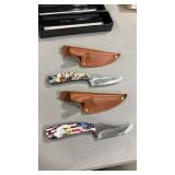 2 FIXED BLADE KNIVES W/SHEATHS