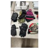 GROUP OF GLOVES AND SNOW HATS