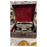 VIVONA ACCORDION W/ CASE