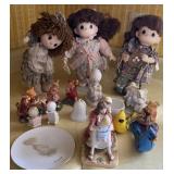 Collectible Figurines & Dolls