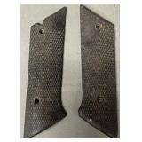 Unidentified Checkered Walnut Handgun Grips