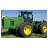 John Deere 8870 Tractor