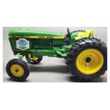 John Deere 2640 Tractor