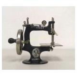 VTG Singer Sew Handy Miniature Sewing Machine