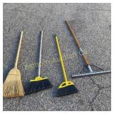 Brooms & Floor Squeegee 4 Pc Lot