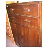 Oak chest/cabinet