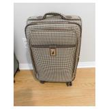 Rolling Brown Tweed London Fog luggage